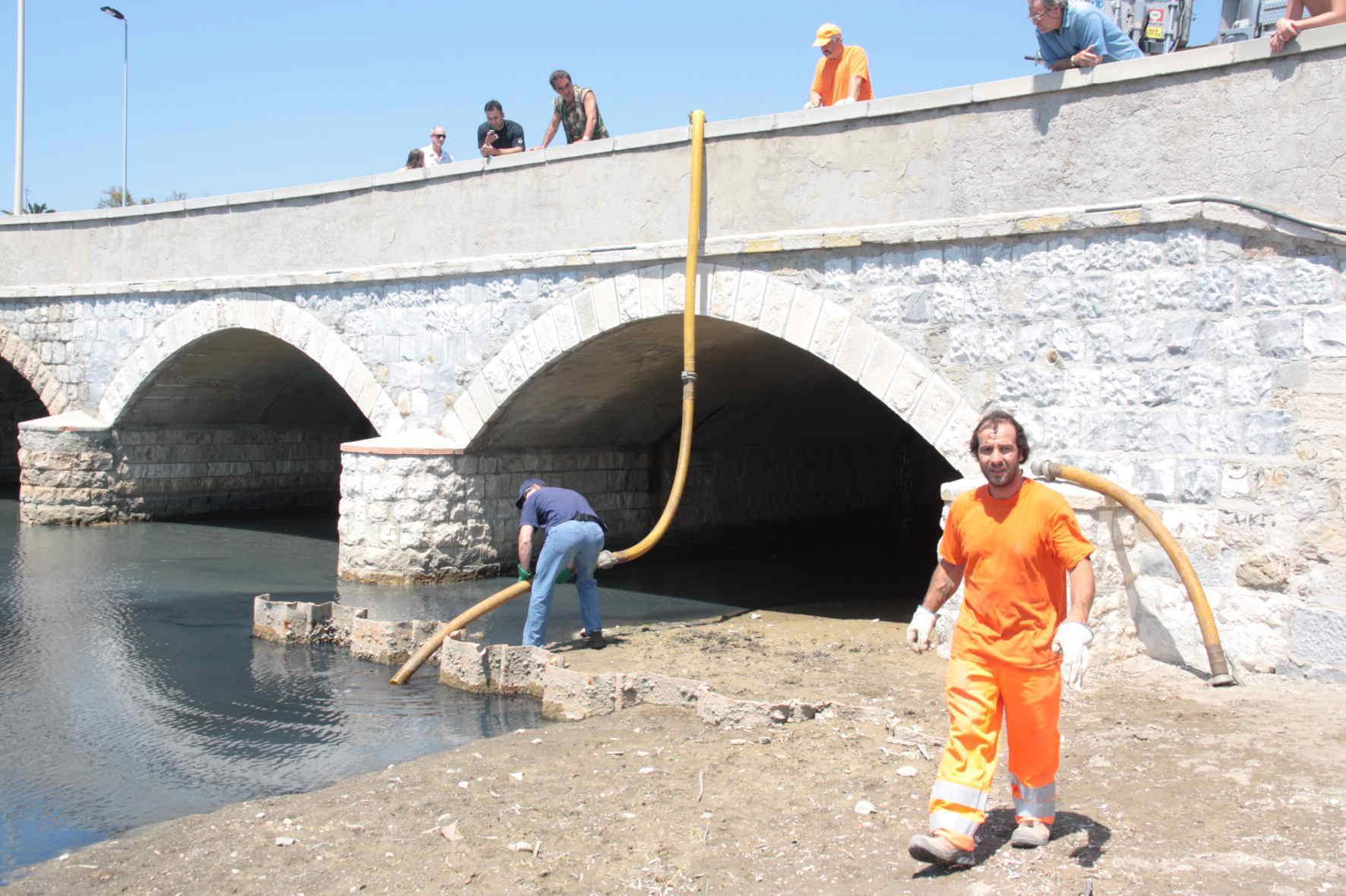 Il nostro mare è meno blu per l'inquinamento da fogne: già 25 sforamenti 