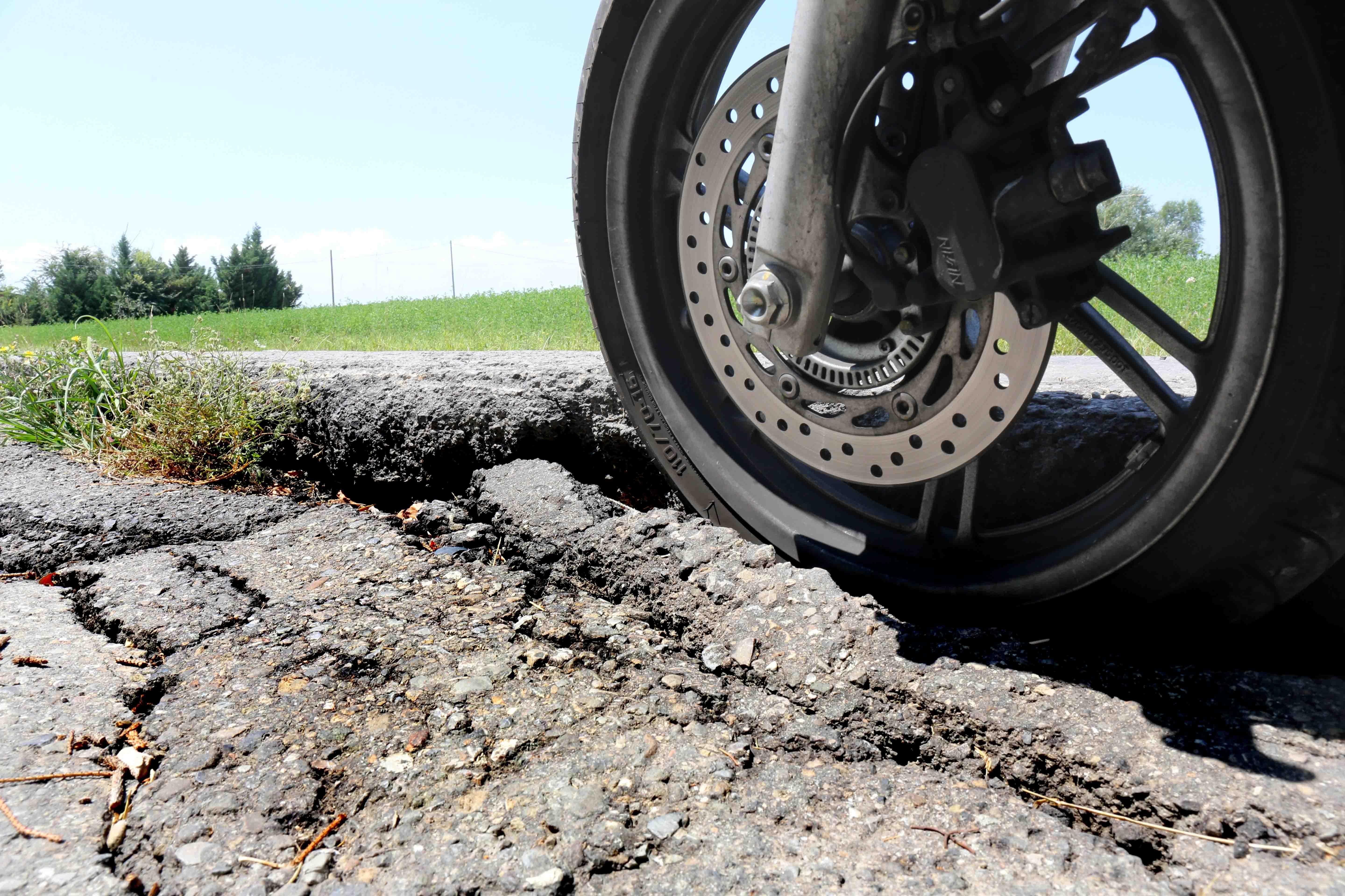 Via Bigi a Massenzatico, la strada della vergogna
