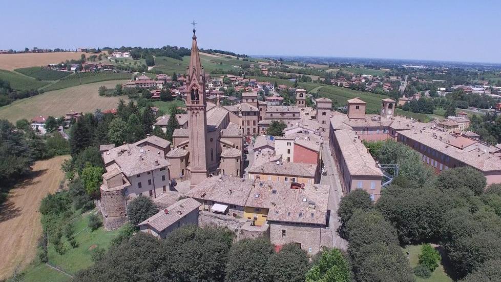 Castelvetro, un borgo unico C’è il diploma del ministero