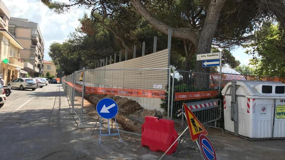 Il cantiere su via della Repubblica