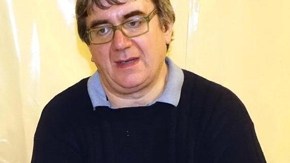 Nuove pesanti offese a don Biancalani «Macchina del fango»