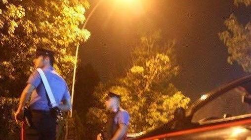 Droga nascosta lungo la ferrovia due i denunciati