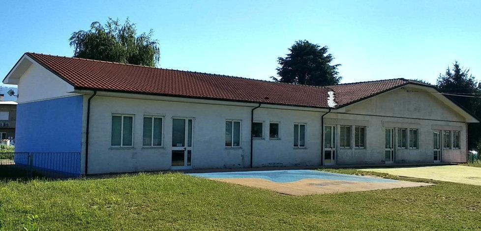 Nuova area gioco davanti alla scuola dell’infanzia 