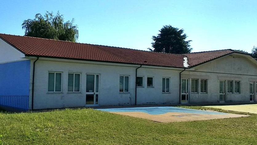 Nuova area gioco davanti alla scuola dell’infanzia