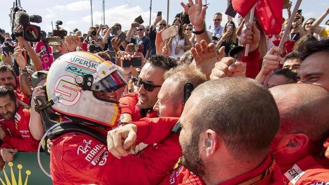 Cavallino in testa nei piloti e costruttori
