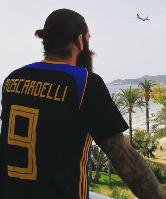 Moscardelli, oltre alla barba c’è di più Ama l’Nba, la moda e segna tanti gol 