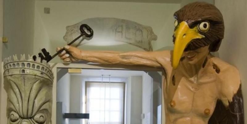 “Giù la maschera” per riscoprire un patrimonio 
