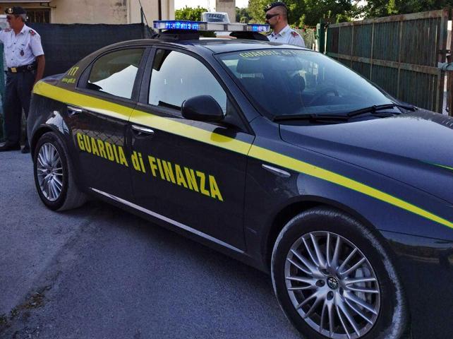 Un broker e la madre evasori totali del fisco sequestri per 4,5 milioni 