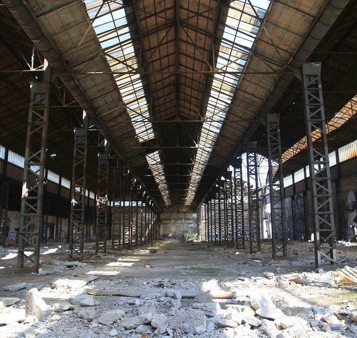 Reggio Emilia, la bonifica delle ex Officine è conclusa: ora si guarda ai 70 senzatetto 