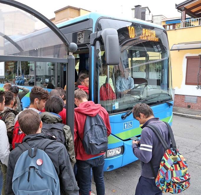 Una ciclabile per il cimitero e pensiline alle fermate bus 