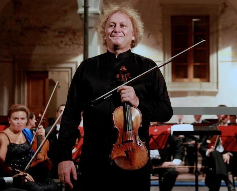 Violino superstar a Pietrasanta in concerto: la stella del cartellone sarà Nigel Kennedy 