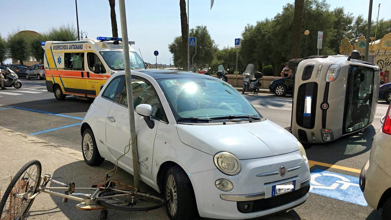Scia di incidenti sul viale Italia: «Tre nuove rotatorie, si parte a ottobre»