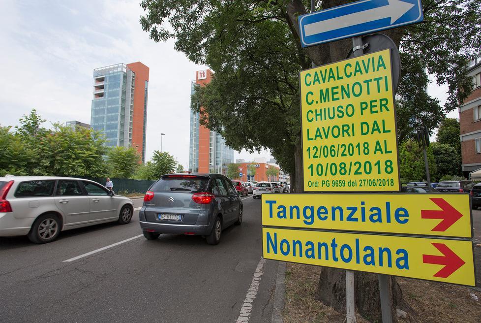 Cavalcavia Menotti un’estate di passione Chiuso per un mese 
