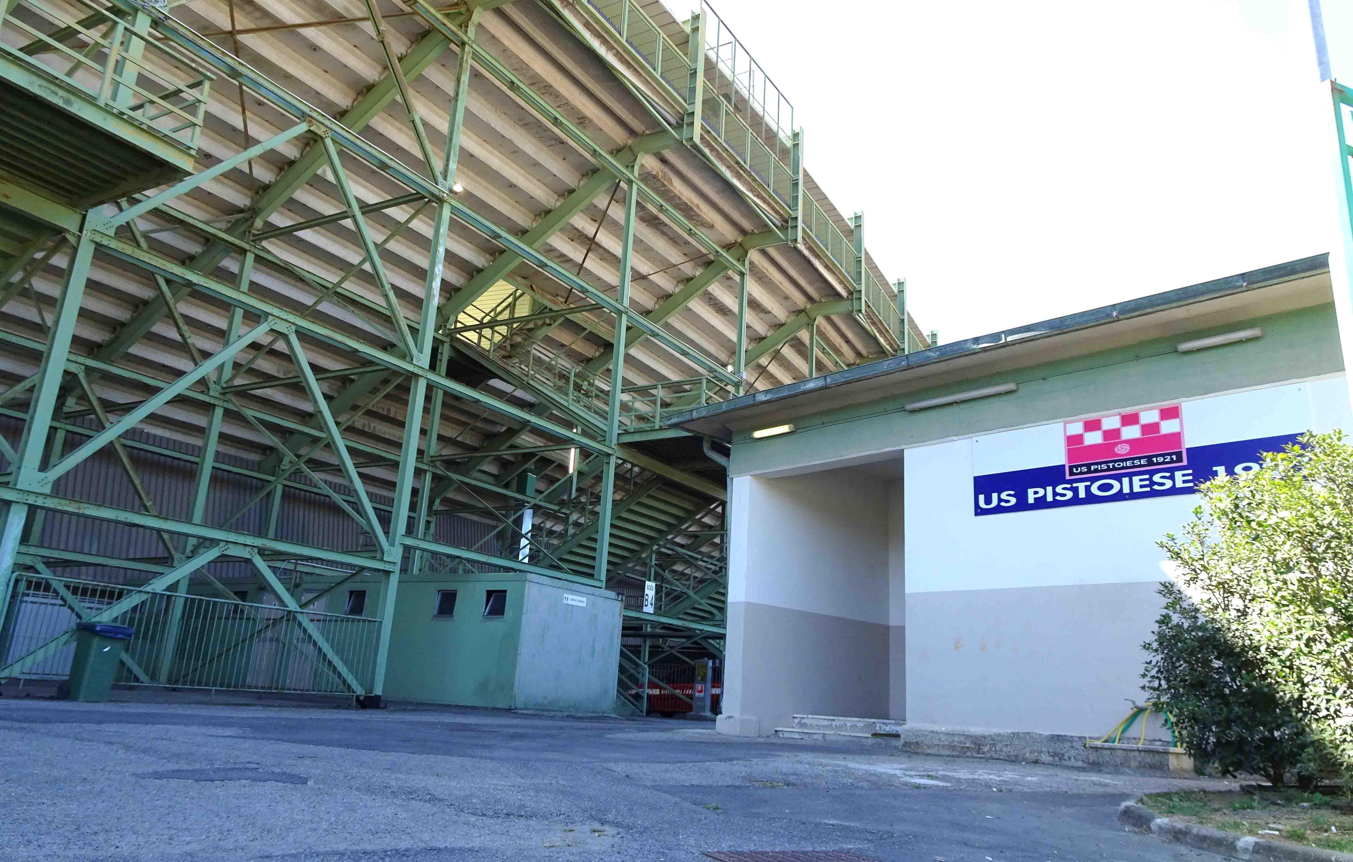 Pistoiese, corsa contro il tempo per mettere in regola lo stadio comunale