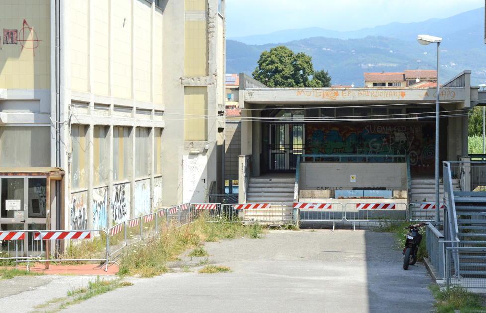 Dieci aule chiuse all’Iti Fedi da anni in attesa di lavori 