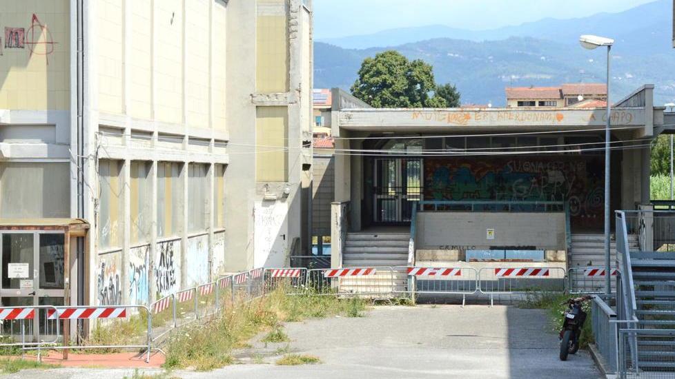 Dieci aule chiuse all’Iti Fedi da anni in attesa di lavori