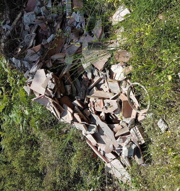 In arrivo le barriere contro le discariche nei viali antincendio 