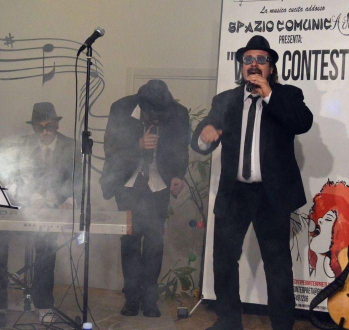 Vocal contest, 8 cantanti in gara seconda sfida a suon di punti 