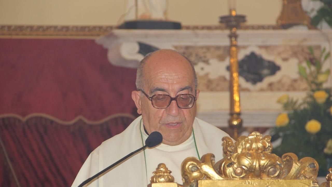 Sacerdoti da 50 anni, festa a San Vito per don Pisano e don Pes 