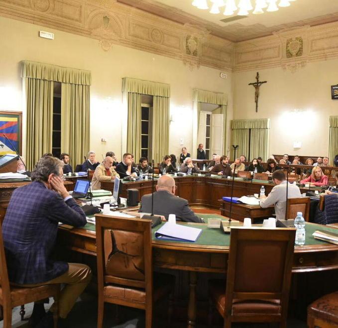 Torna in consiglio comunale l’ipotesi del forno crematorio 