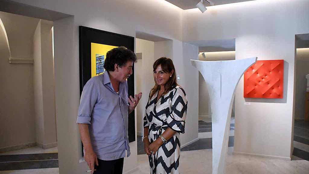 Fabio Cristelli e Bernarda Franchi nella Carrara Gallery