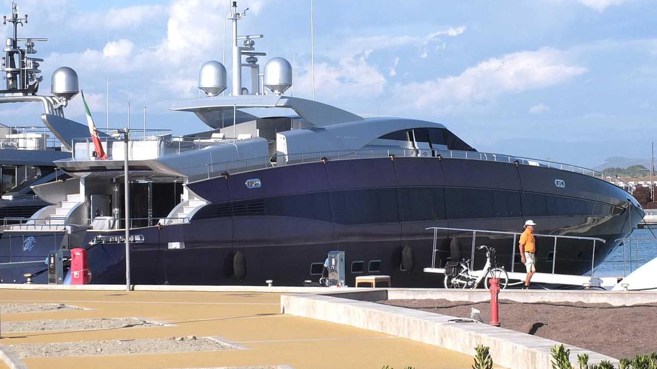 Varato Freedom, superyacht di Cavalli: lo ha disegnato lui