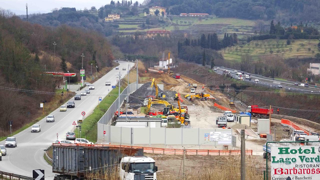 Raddoppio ferroviario: stop ai treni, si viaggia in bus fino al 2 settembre