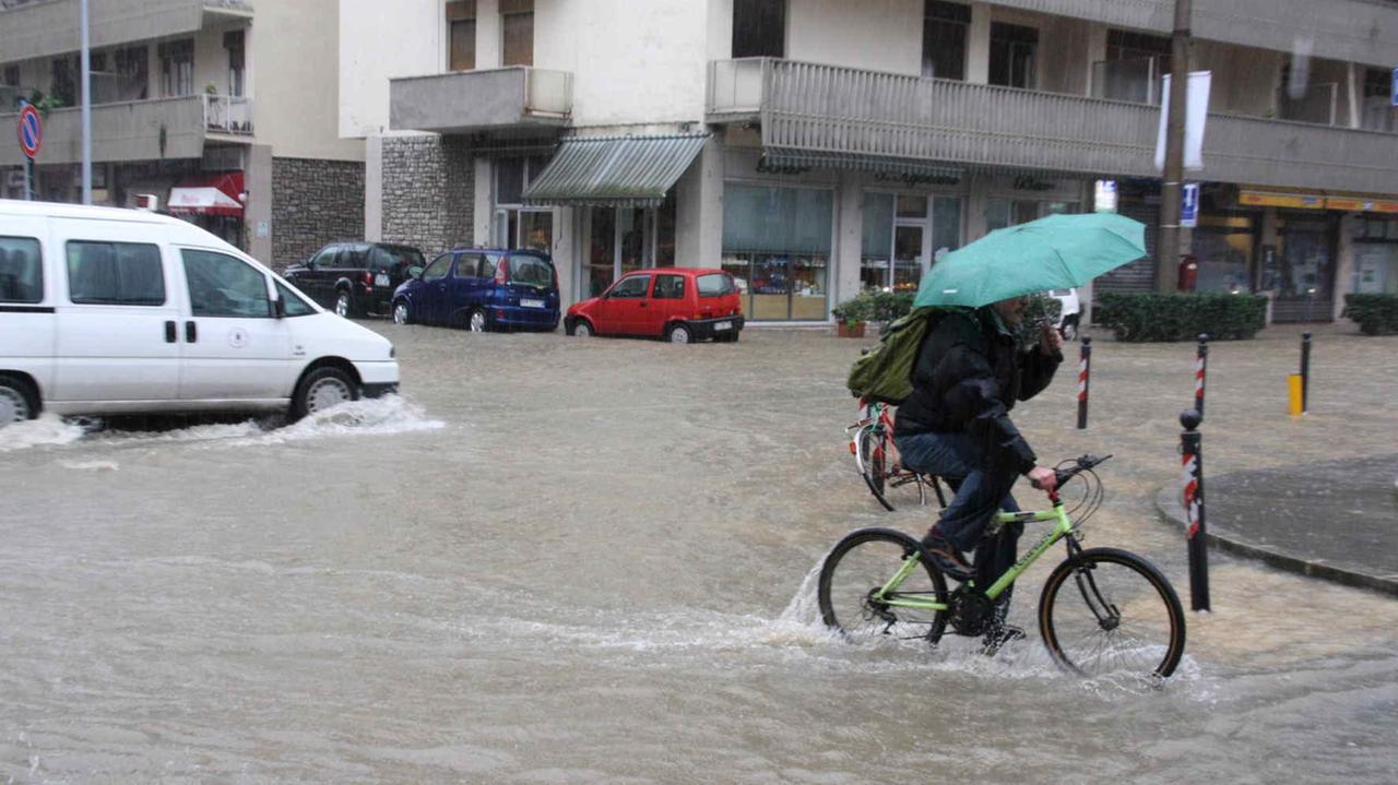 Maltempo, in Toscana scatta l'allerta arancione
