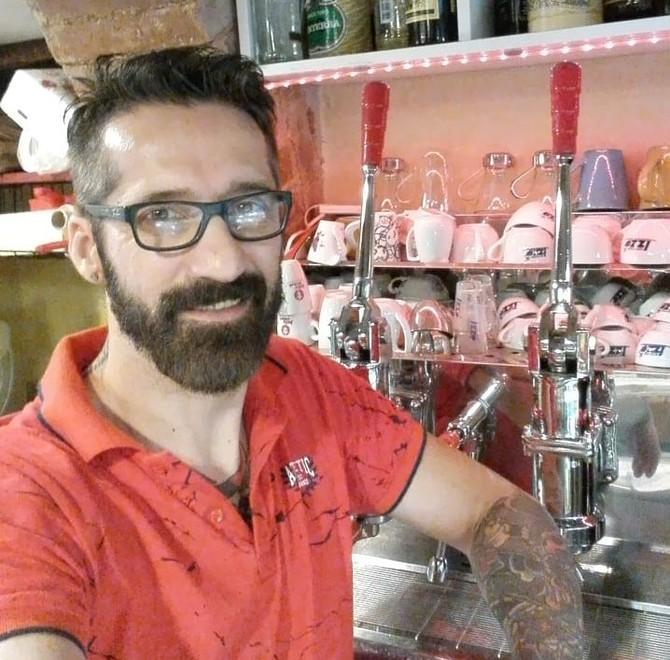 Questa è la Bottega di Alberto Qui batte il cuore del paese 