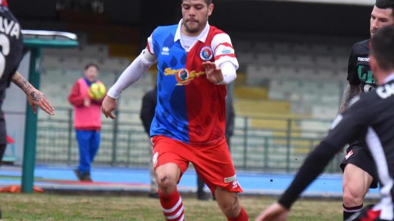 Brega parte per Modena, ha ceduto alla corte di mister Apolloni