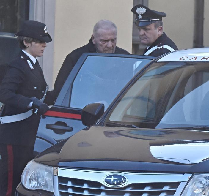 La commissione d’inchiesta «Fiesoli torni in carcere» 