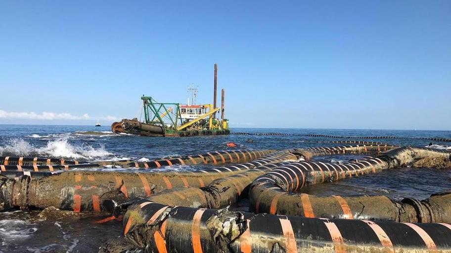 Draga e maxitubo incagliati al Quercetano