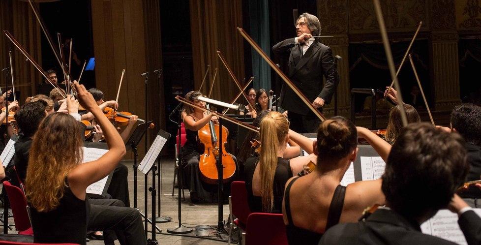 Muti si fa in tre e torna al Ravenna Festival La Cherubini omaggia il violinista Ricci 