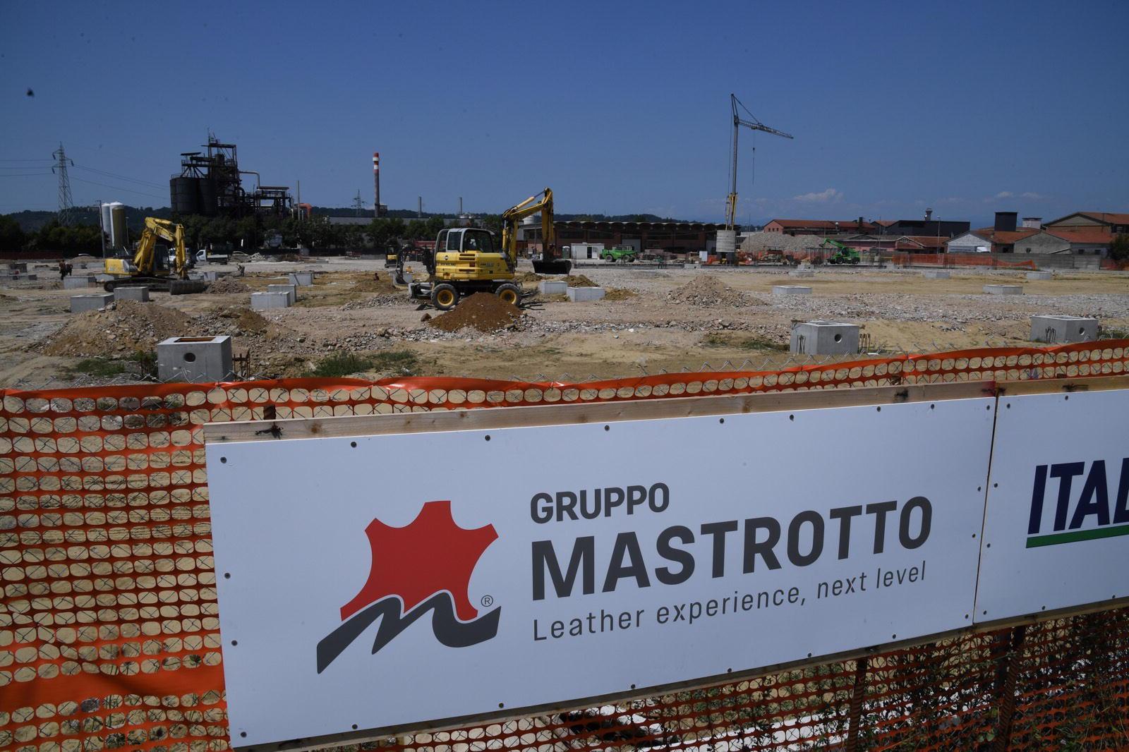 Il cantiere a Santa Croce sull'Arno dove sorgerà il nuovo stabilimento del Gruppo Mastrotto (Foto Franco Silvi)