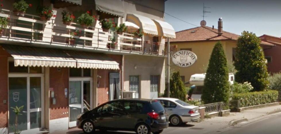 In fuga con l’auto cerca di travolgere i carabinieri 