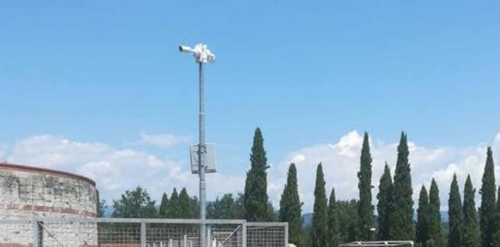 Due nuove telecamere al cimitero di via Sbarra «Rispettati i tempi»