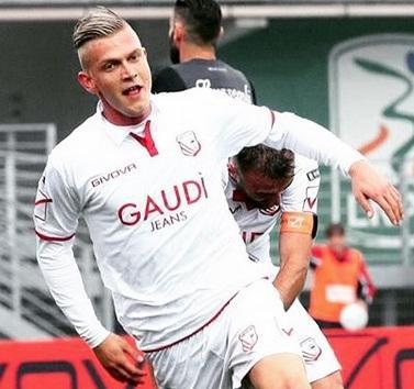 Davanti spunta Malcore In uscita Maiorino, Morelli e il figlio d’arte Frick