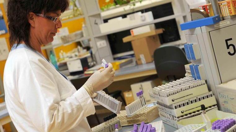 Tumori, fino a 40 giorni per una biopsia, in attesa dell’esame 2mila campioni