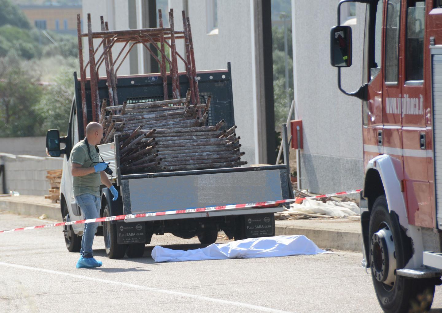 Due indagati per la morte dell’operaio a Olbia