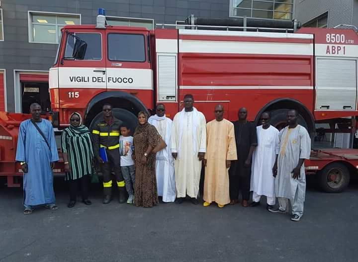 Donate ambulanze e autobotti al Senegal grazie al pugile Alì