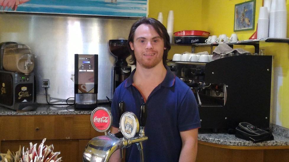 Il Caffeino, un locale dinamico dove si respira l’idea di famiglia 