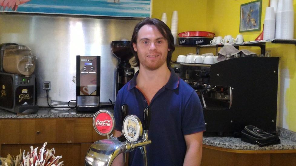 Il Caffeino, un locale dinamico dove si respira l’idea di famiglia