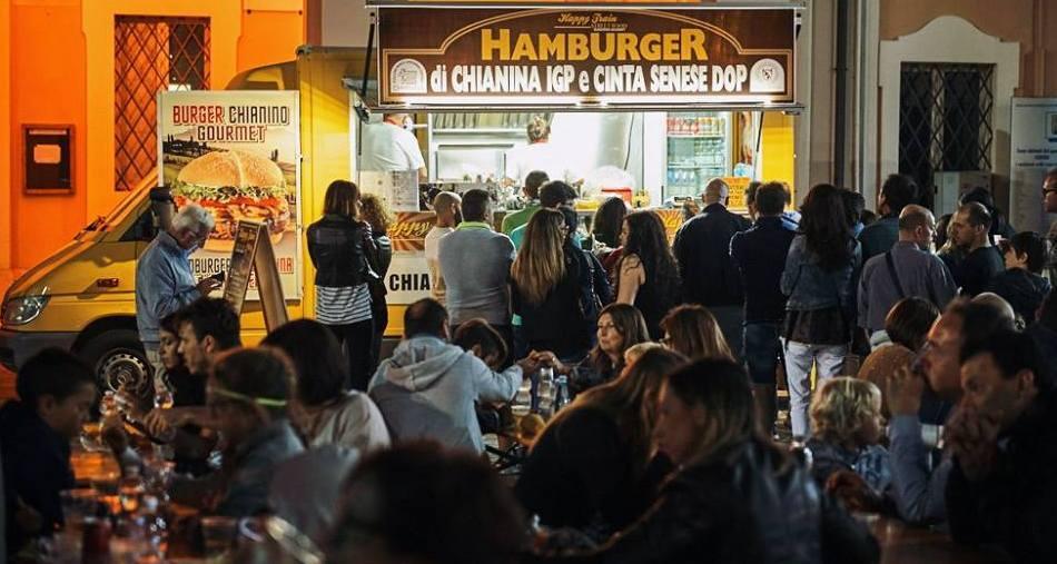 L’alta cucina “da passeggio” col meglio dello street food 
