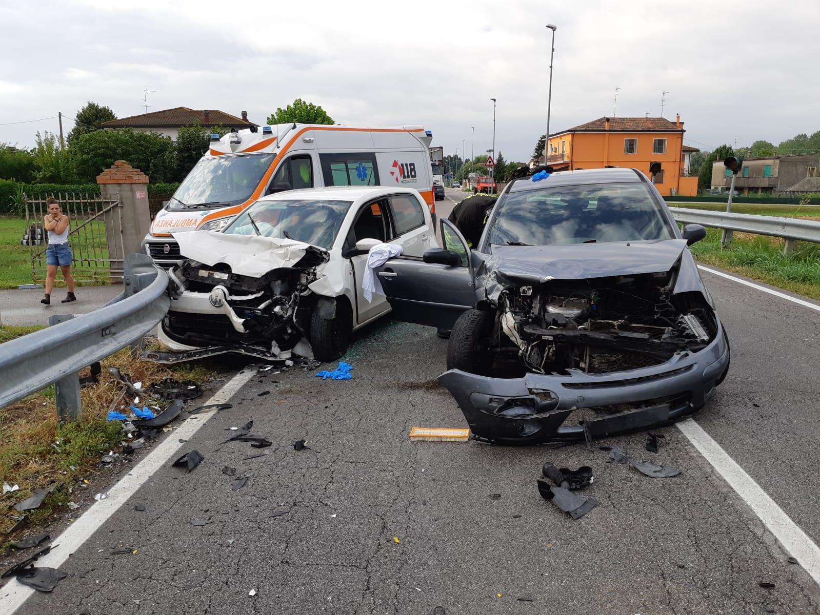 Le due auto coinvolte nell'incidente