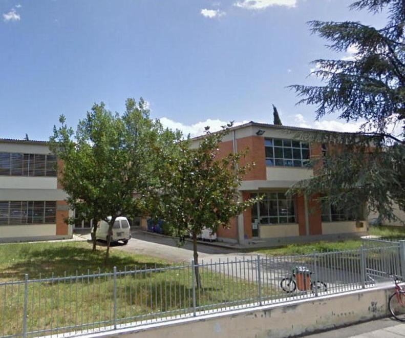 La scuola sarà ampliata piano da 600.000 euro per quattro aule in più 