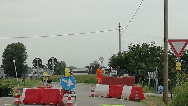 In via delle Officine e dell’Artigianato lo stop ai camion