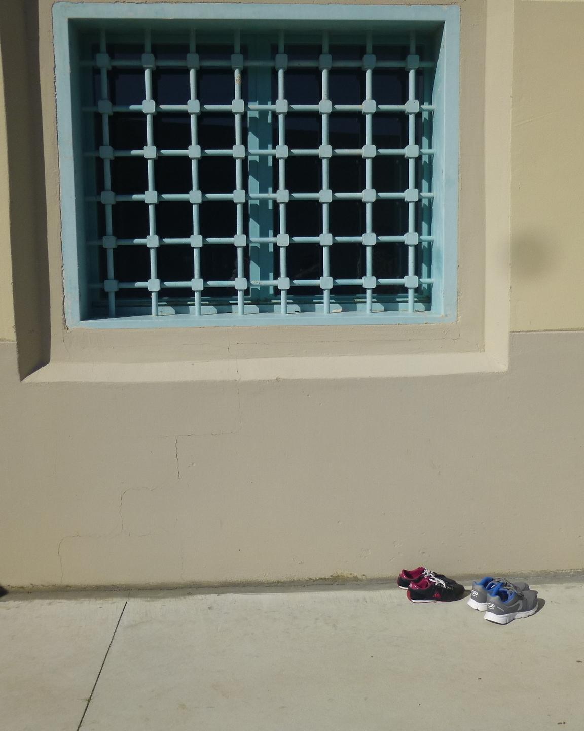 Detenuto tenta il suicidio, gli agenti lo salvano