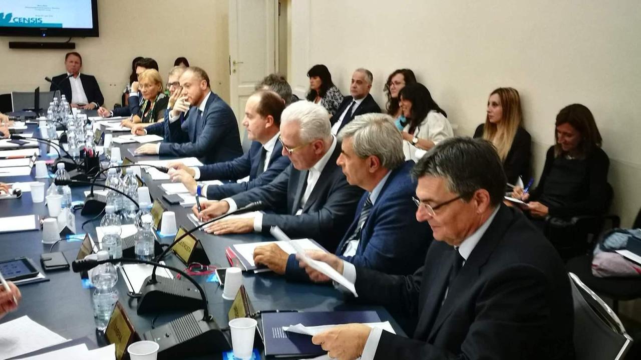 Ganau incontra la ministra Stefani: «Autonomia e specialità sono diverse»