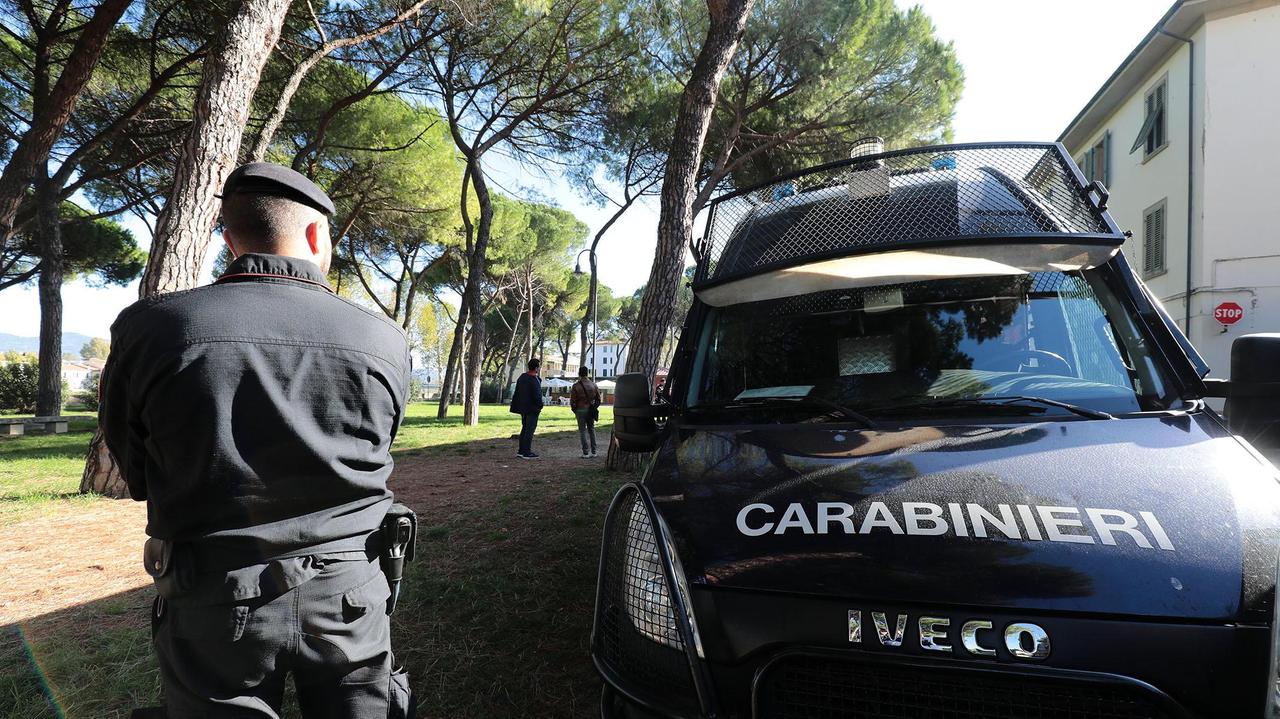 Arrestato e scarcerato, torna subito a spacciare: ora è di nuovo in manette