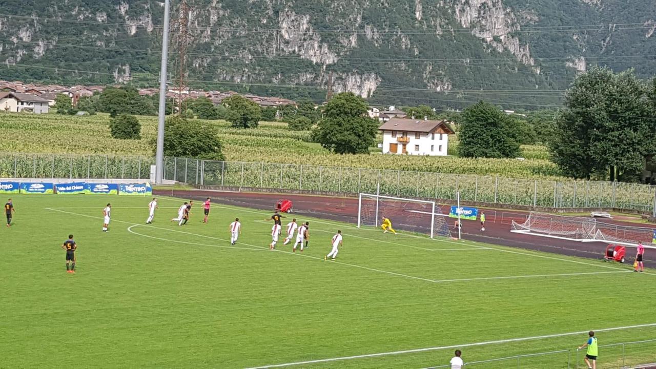 Il gol di Moscardelli su rigore